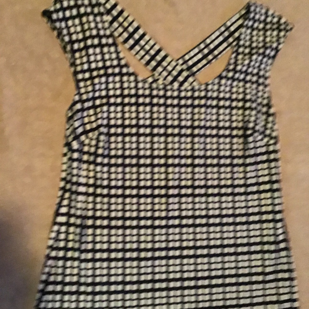Banana Republic sleeveless cross back top